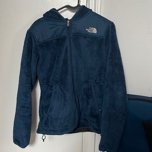 Women’s blue north face